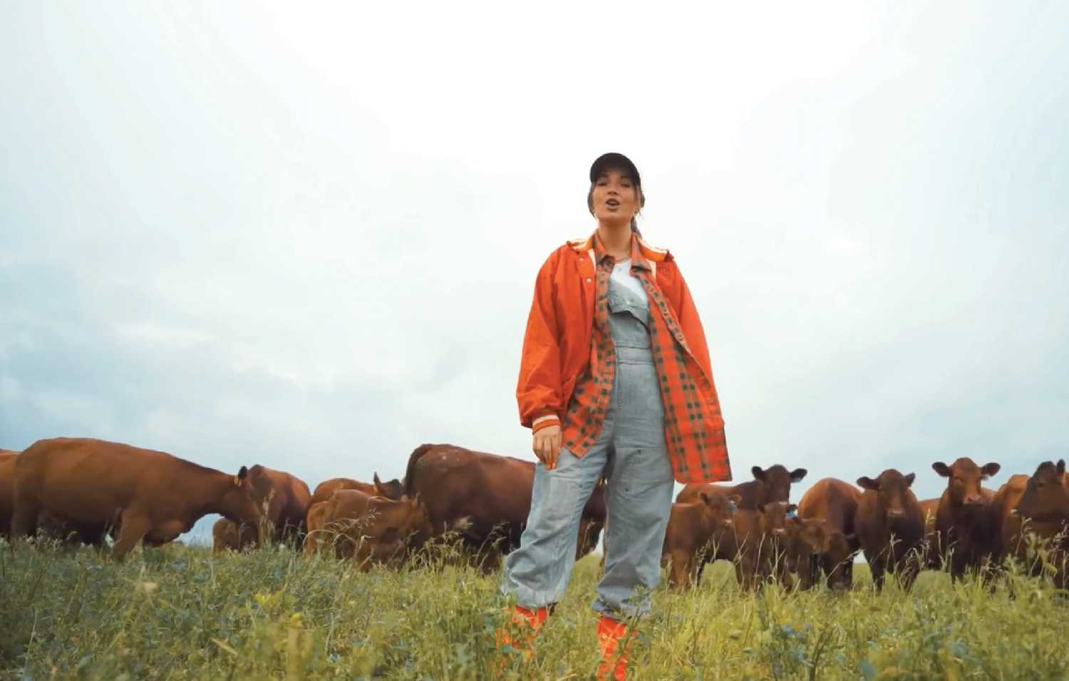 Scenes from Jess Moskaluke’s new music video on YouTube called, ‘I Ain’t Country’. The music video was shot locally around Southeast Saskatchewan, on a farm at Langenburg and at the World-Spectator office in Moosomin.